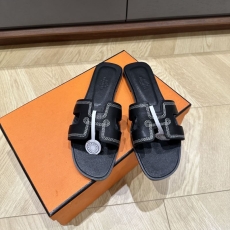 Hermes Slippers